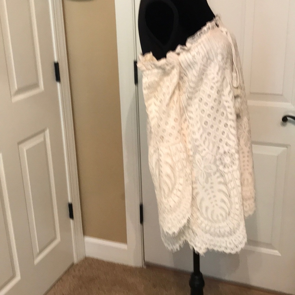 Red Carter Deidra off-the-shoulder Lace Dress - Picture 6 of 8